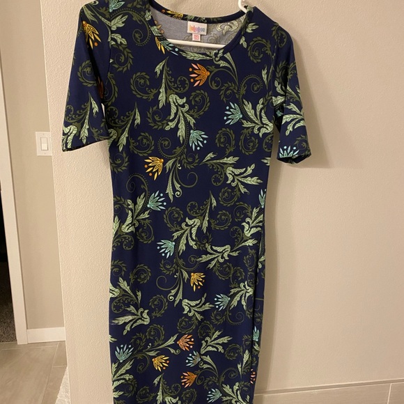 Lularoe Dress - Picture 1 of 3